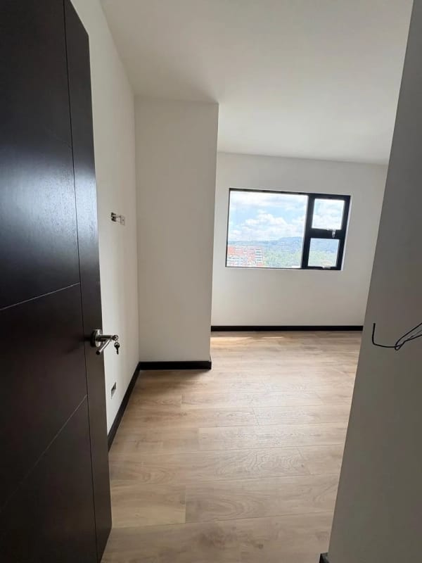 Apartamentos en venta en Arlés, Zona 15 — Apartamento en Venta en Arles, Zona 15, Guatemala, Ciudad — foto 9 de 15