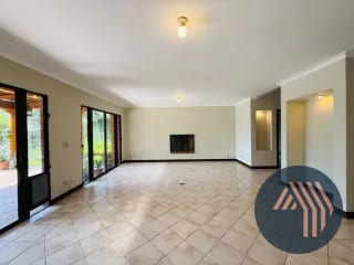 Venta de Hermosa y Amplia Casa - las Rotondas, KM 18.5 CES — Casa en Venta en Carretera a El Salvador, Guatemala, Ciudad — miniatura 14 de 17