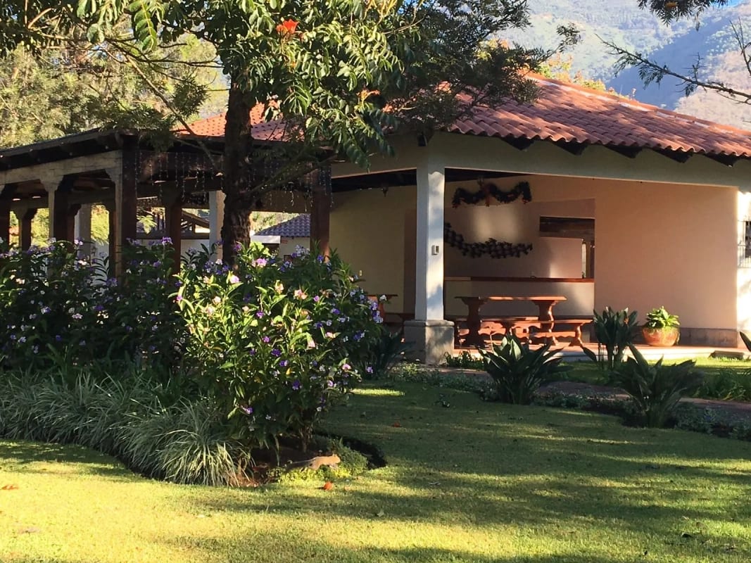 Hermosa casa en renta Antigua Guatemala — Casa en Alquiler en Antigua, Sacatepéquez — foto 9 de 14