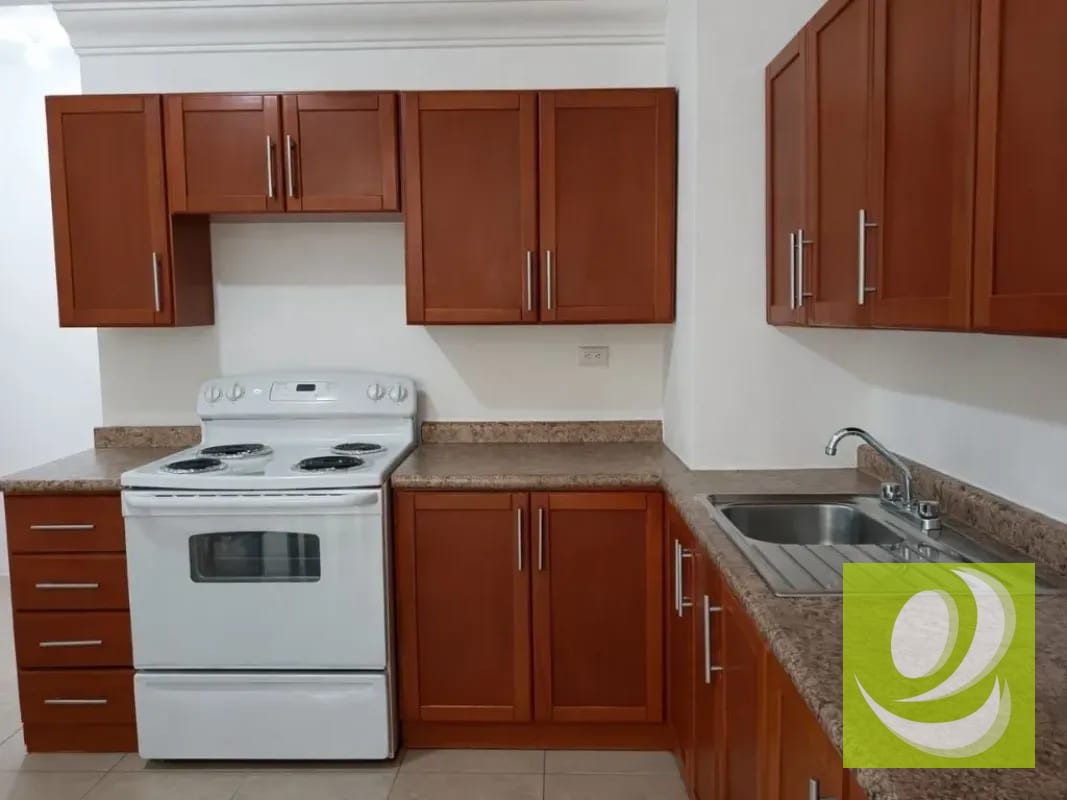 Apartamento en Renta en La Montaña zona 16 cdad — Apartamento en Alquiler en Zona 16, Guatemala, Ciudad — foto 11 de 13