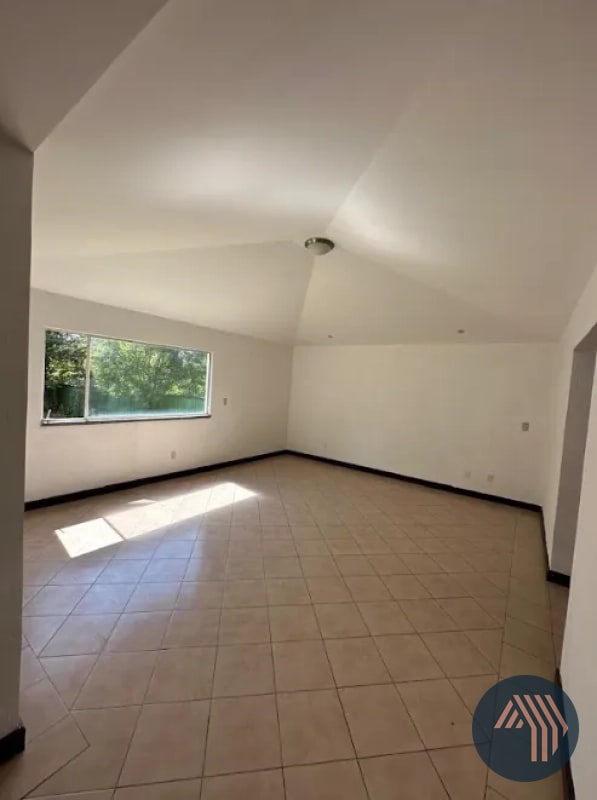 ALQUILER DE AMPLIA CASA - CASA & CAMPO, KM. 23.5 CES - 8