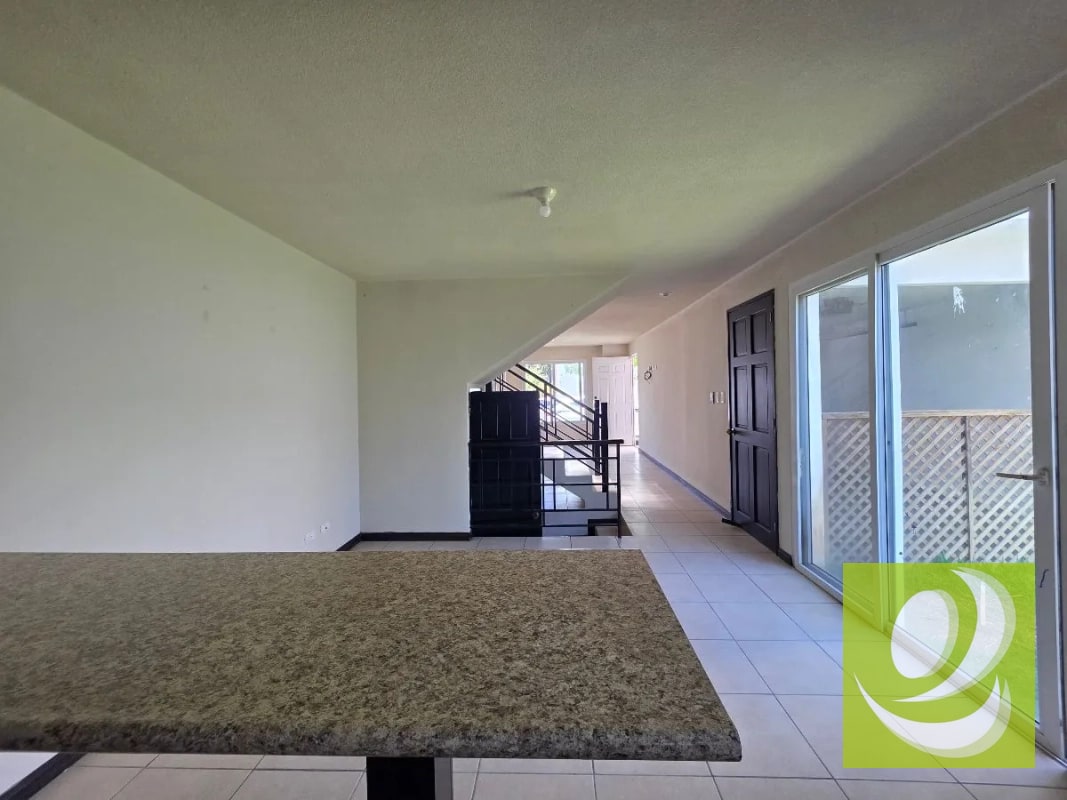 Vendo Casa en hacienda de las flores Villa Nueva - 3