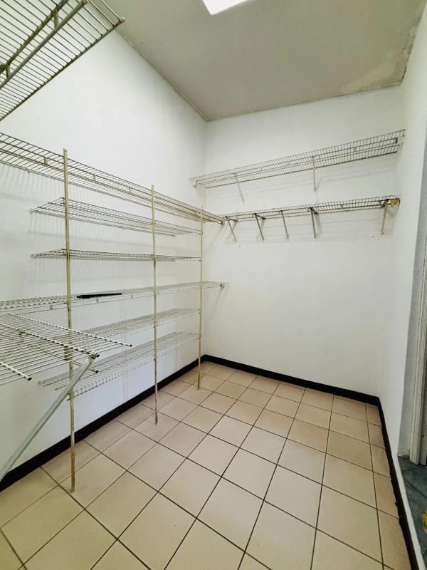 Linda Casa con jardín en Venta en Km. 27 CAES — Casa en Venta en Carretera a El Salvador, Guatemala, Ciudad — foto 2 de 16