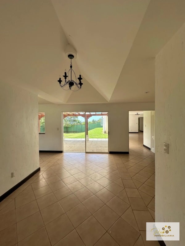 🏡 Casa en Renta – Casa y Campo CAES km 23.6 🌿 - 4