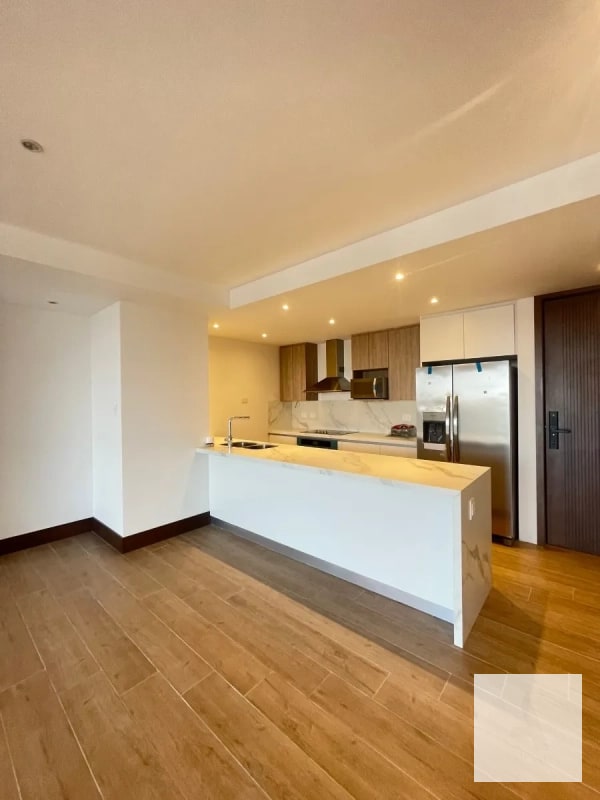 Elegante apartamento en nivel alto dentro de Gaura - zona 15 - 1