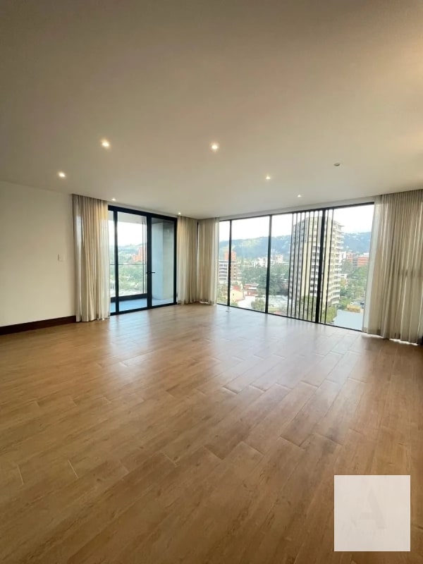 Apartamento para estrenar en nivel alto dentro de Gaura - zona 15 - 1