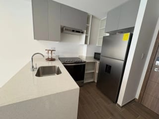 Apartamento en renta Parque 14 zona 14 — Apartamento en Alquiler en Parque 14, Zona 14, Guatemala, Ciudad — miniatura 14 de 17