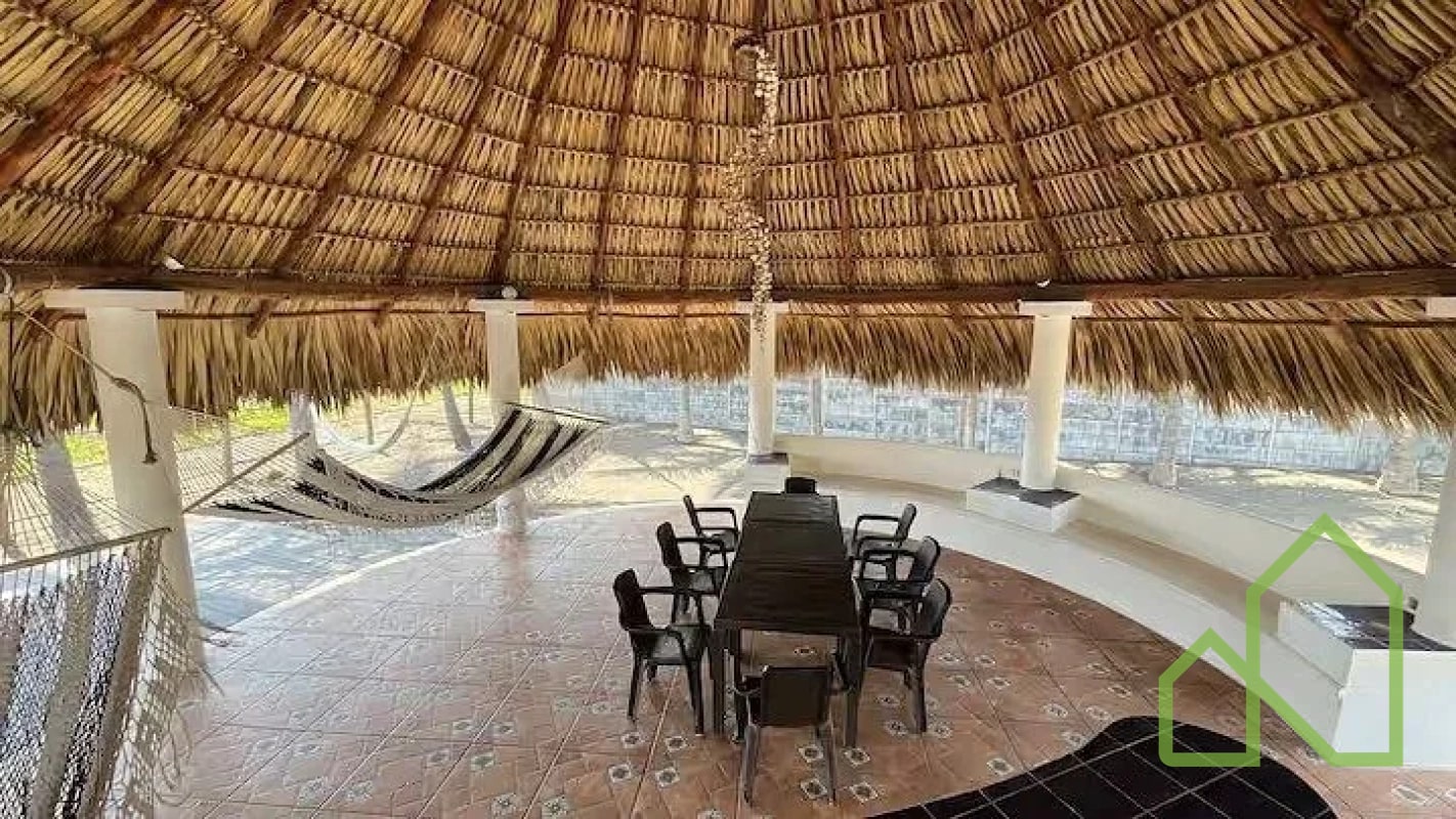 Casa de Playa en Venta en La Curvina, Monterrico - 9