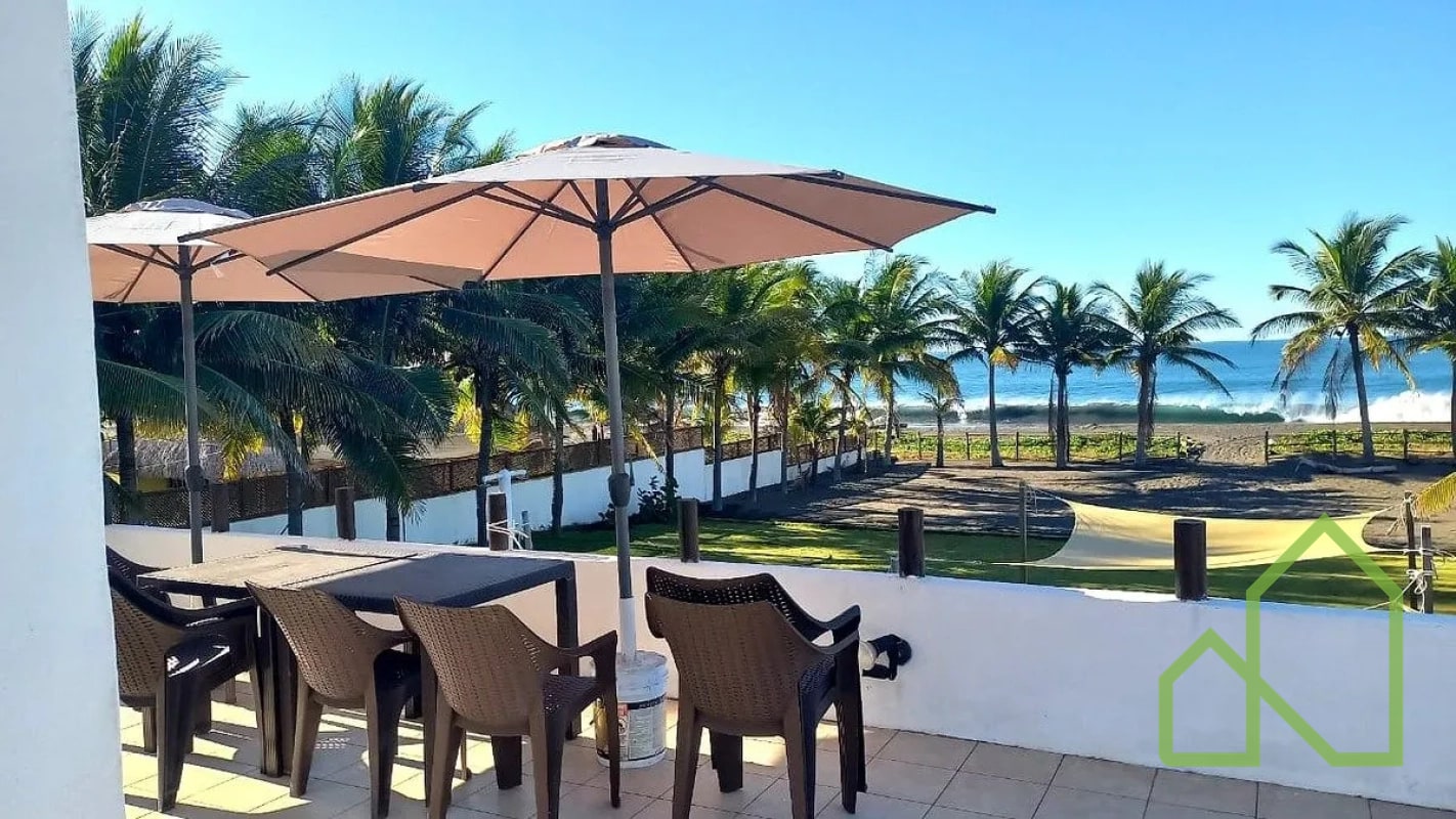Casa de Playa en Venta en La Curvina, Monterrico - 7