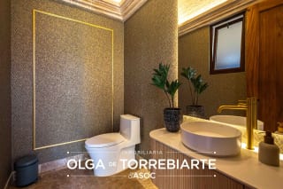 Casa amueblada en Paseo Antigua, Antigua Guatemala — Casa en Venta en Antigua, Sacatepéquez — miniatura 4 de 17