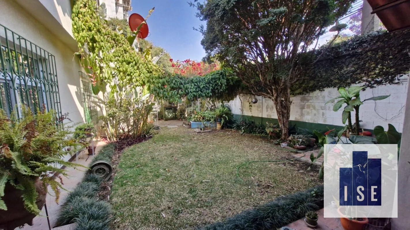 Casa en venta La Floresta Z. 7 - 3