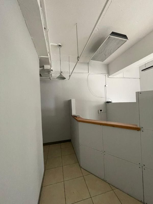 Oficina en Venta - Edificio Design Center - Zona 10 — Oficina en Venta en Design Center, Zona 10, Guatemala, Ciudad — foto 2 de 12
