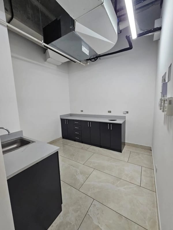 Oficinas en renta - Spazio - Zona 15 — Oficina en Alquiler en Spazio, Zona 15, Guatemala, Ciudad — foto 12 de 14