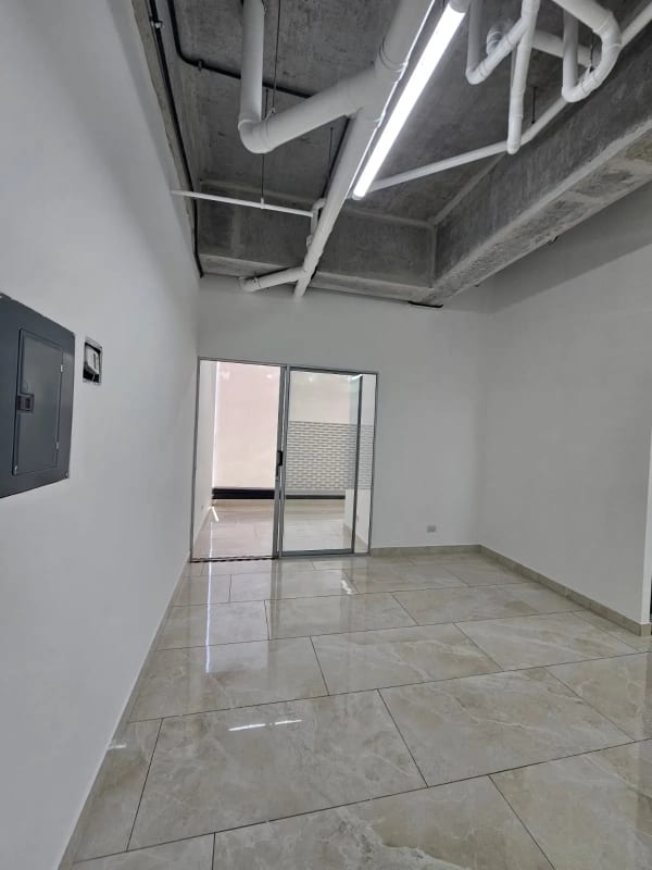 Oficinas en renta - Spazio - Zona 15 — Oficina en Alquiler en Spazio, Zona 15, Guatemala, Ciudad — foto 2 de 14