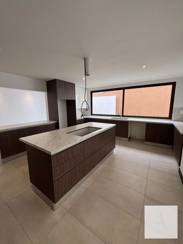 Casa nueva de lujo en venta | Lomas de San Isidro, zona 16 - 13
