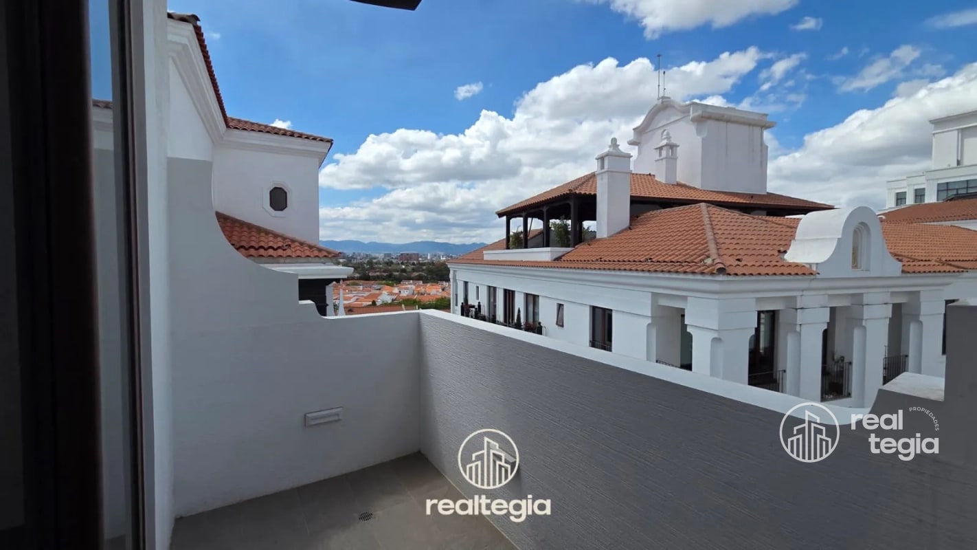 APARTAMENTO EN LIRIOS DE CAYALÁ ZONA 16 - 2