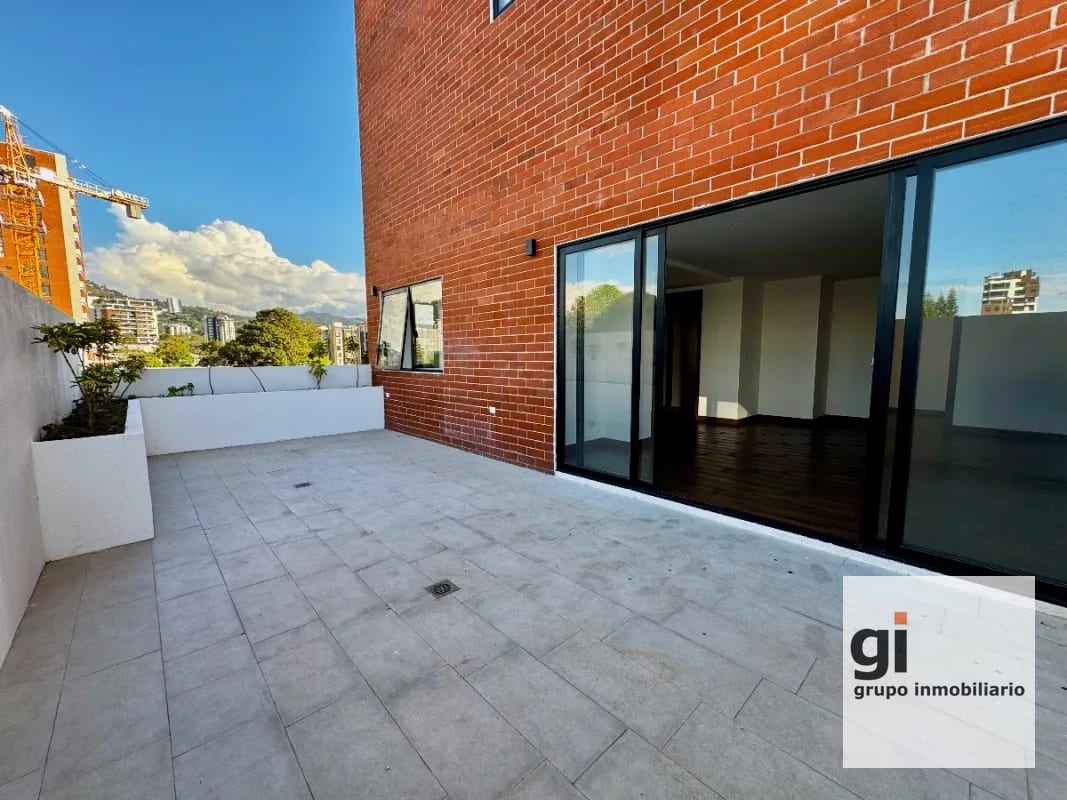 Apartamento con la comodidad de una casa en venta en zona 15 — Apartamento en Venta en Zona 15, Guatemala, Ciudad — foto 15 de 17