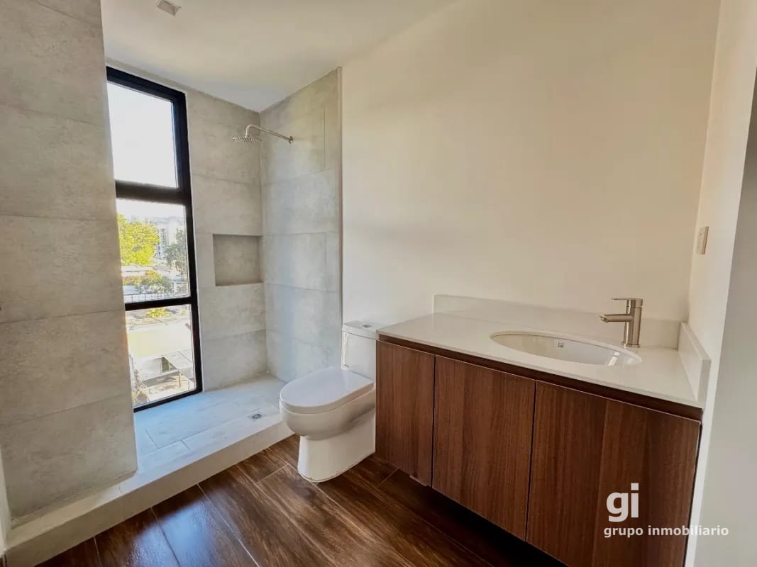 Apartamento con la comodidad de una casa en venta en zona 15 (copia) — Apartamento en Venta en Zona 15, Guatemala, Ciudad — foto 9 de 17