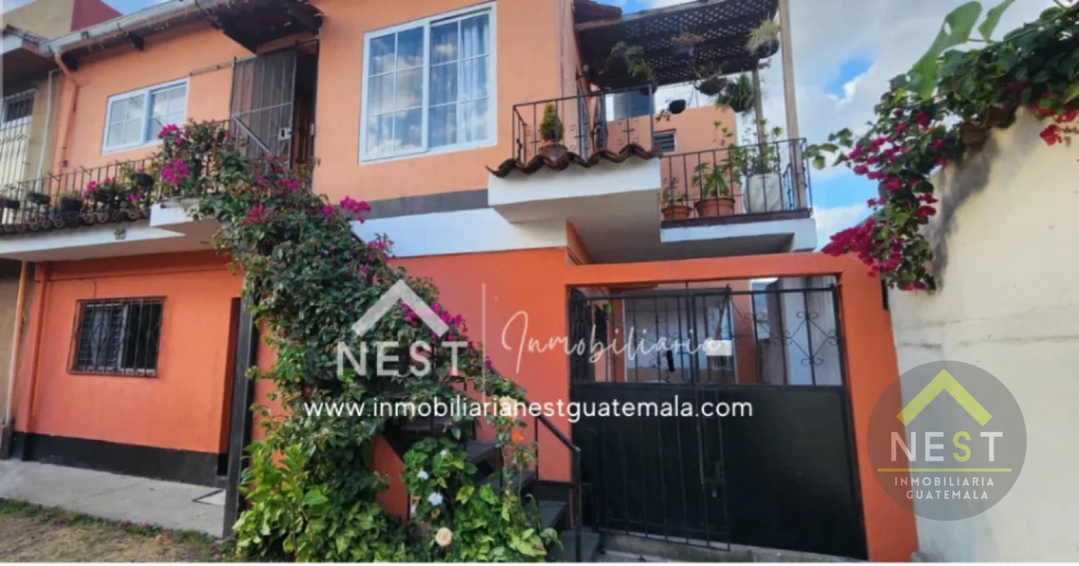 Casa en venta con ingreso adicional (2 apartamentos) | COLONIA EL TESORO - Zona 2 de Mixco - 1