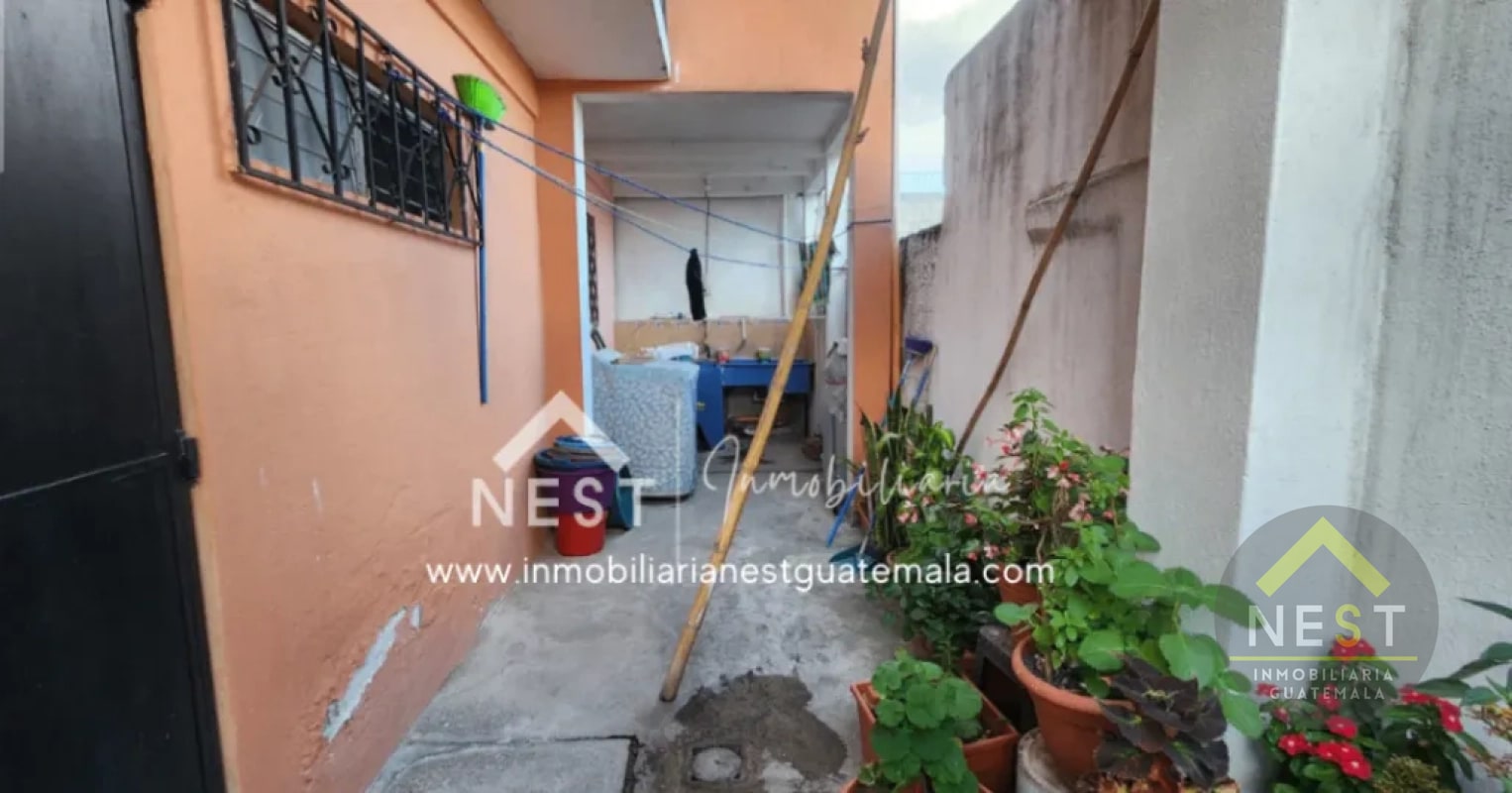 Casa en venta con ingreso adicional (2 apartamentos) | COLONIA EL TESORO - Zona 2 de Mixco - 2