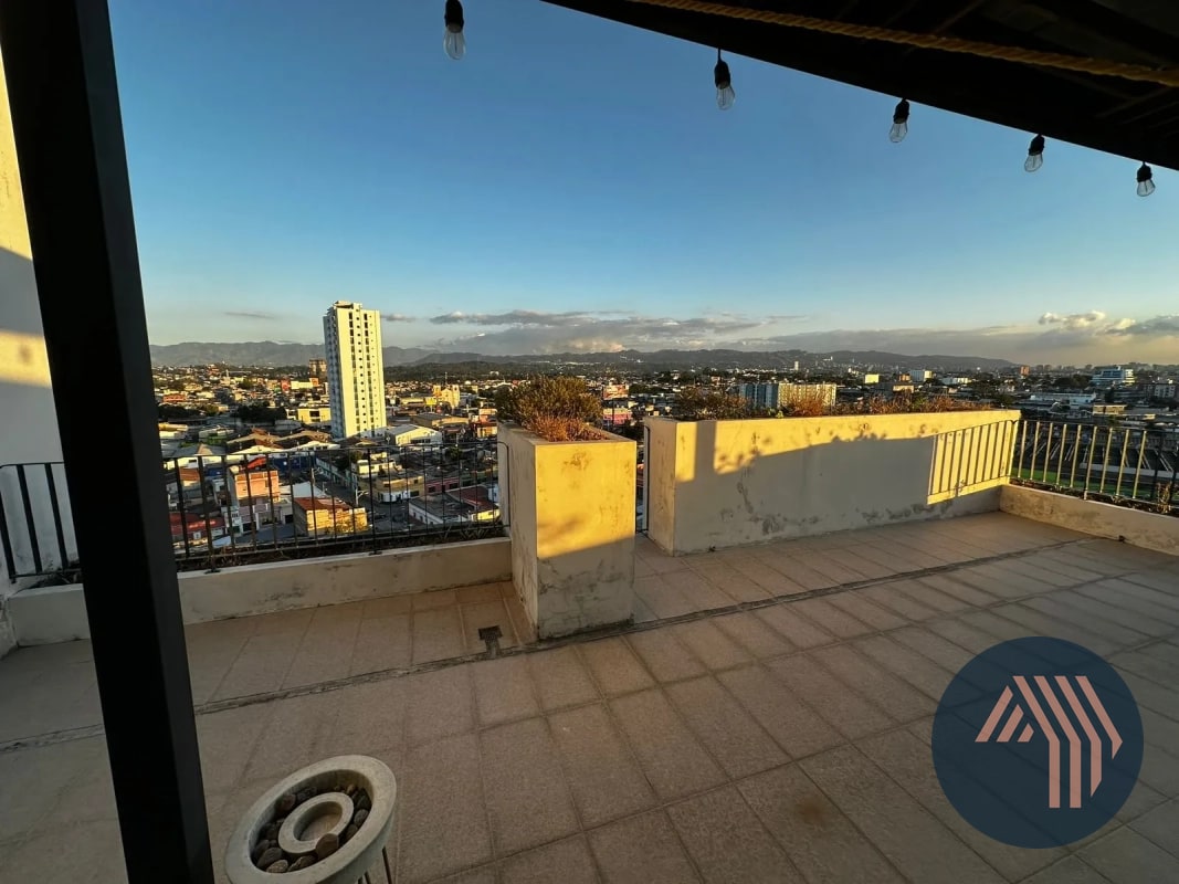 ALQUILER DE AMPLIO PENTHOUSE - ROQUE, ZONA 02 - 17