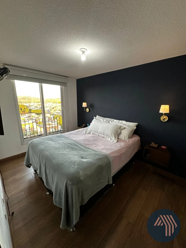 ALQUILER DE AMPLIO PENTHOUSE - ROQUE, ZONA 02 - 15