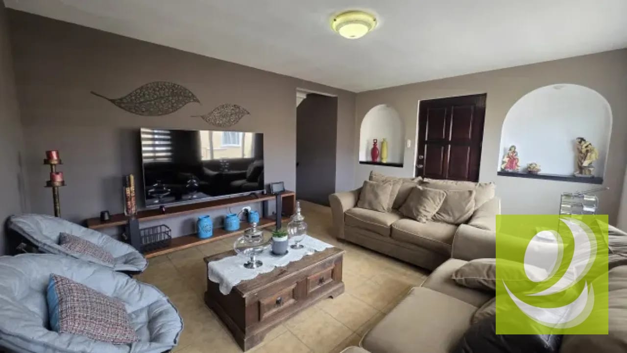 EN VENTA CASA EN CONDOMINIO SAN MARINO ZONA 8 DE MIXCO — Casa en Venta en Zona 8 Mixco, Guatemala, Ciudad — foto 3 de 10