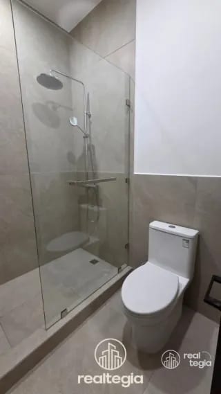 APARTAMENTO NOGALES DE CAYALÁ ZONA 16 — Apartamento en Alquiler en Zona 16, Guatemala, Ciudad — miniatura 3 de 11