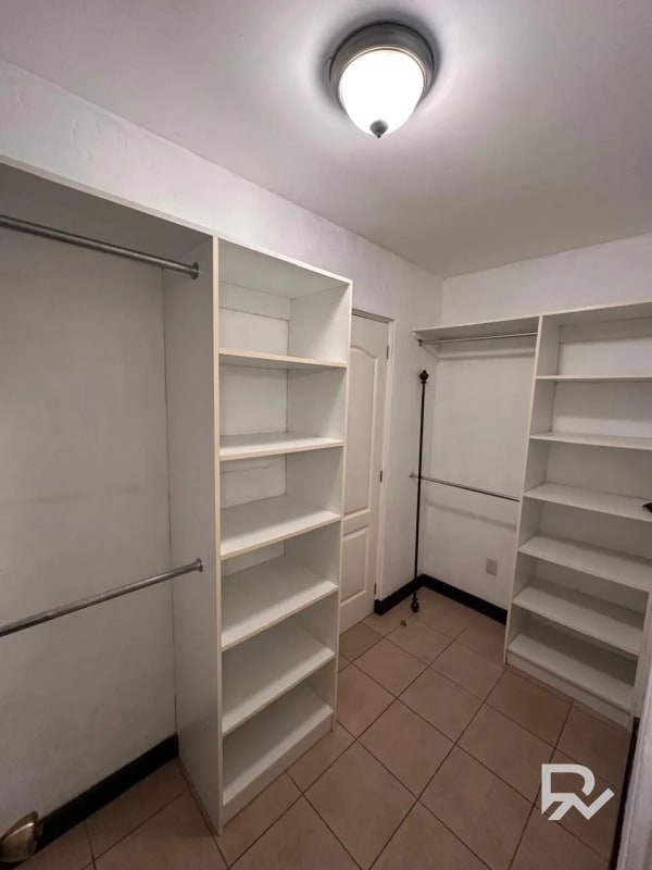 Alquilo casa de 1 nivel en Condominio Casa y Campo CAES - 7