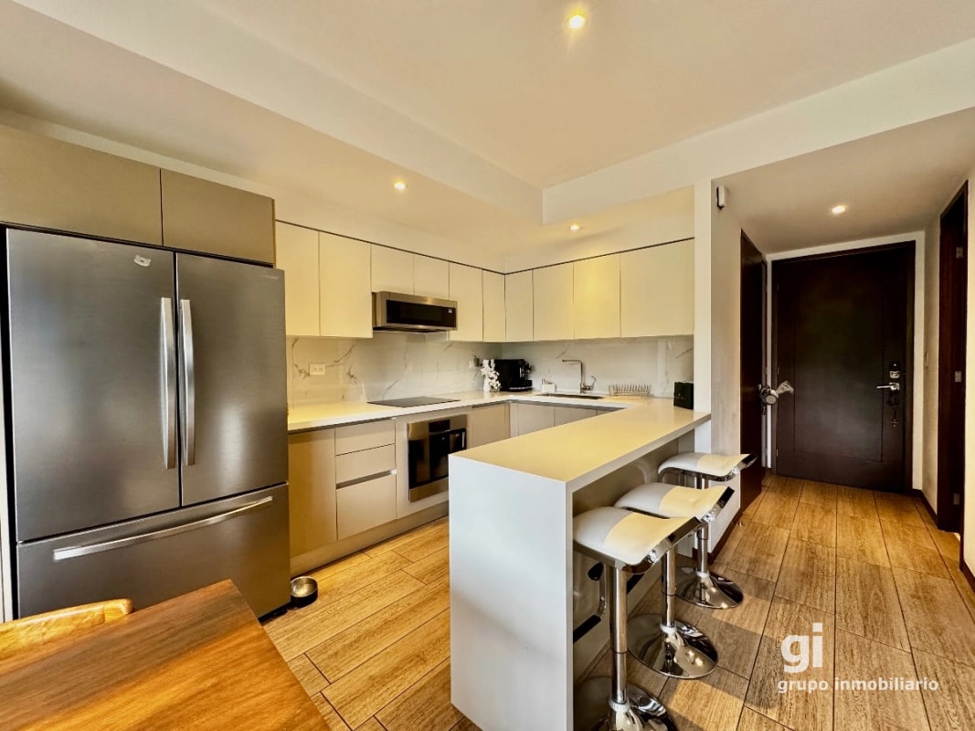 Apartamento de 2 dormitorios en zona 14, amueblado - 16