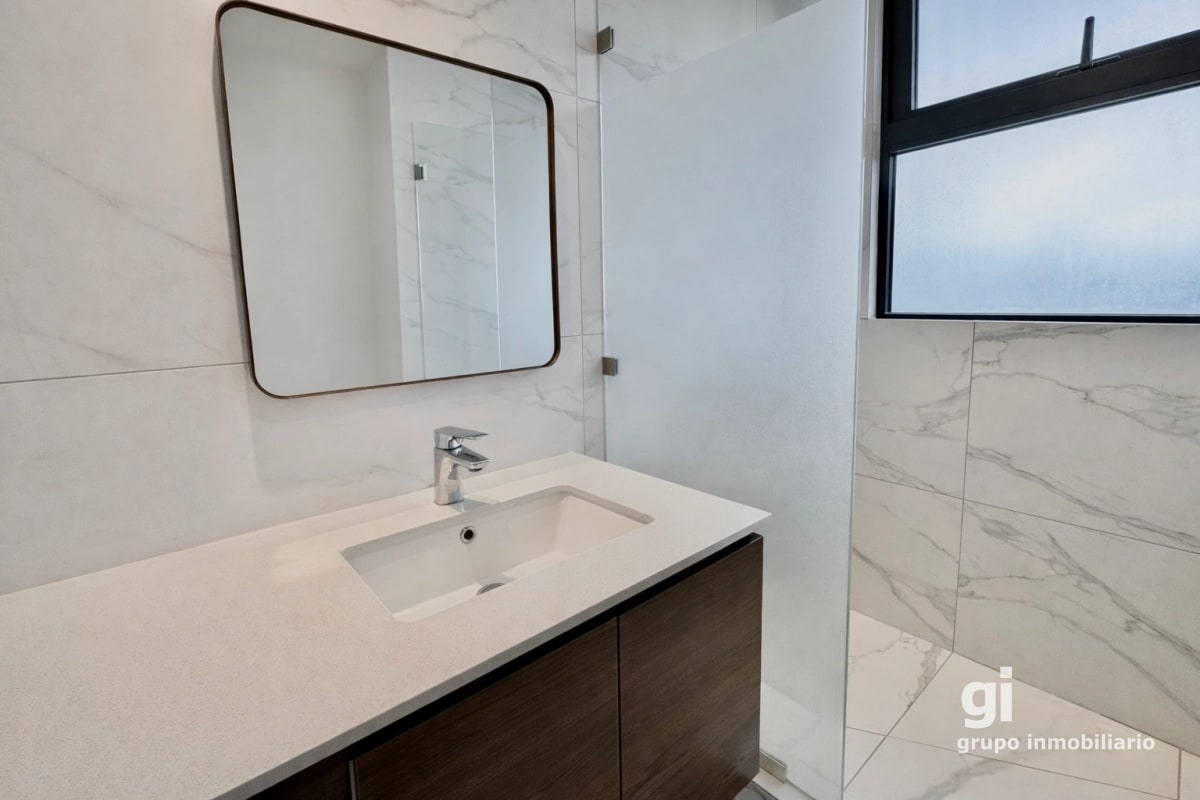 Apartamento de 2 dormitorios en zona 14, amueblado - 7