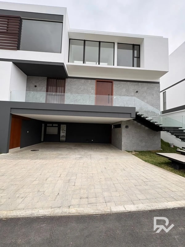 Venta de casa en Sauces del Pulte zona 16 - 13