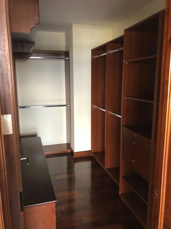 Vendo depto en zona 14, excelente ubicación! — Apartamento en Venta en Zona 14, Guatemala, Ciudad — foto 2 de 7