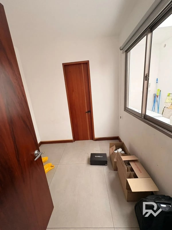 Casa en venta en San José Pinula con diseño Moderno - 6