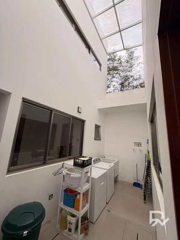 Casa en venta en San José Pinula con diseño Moderno — Casa en Venta en San José Pinula, Guatemala, Ciudad — foto 4 de 16