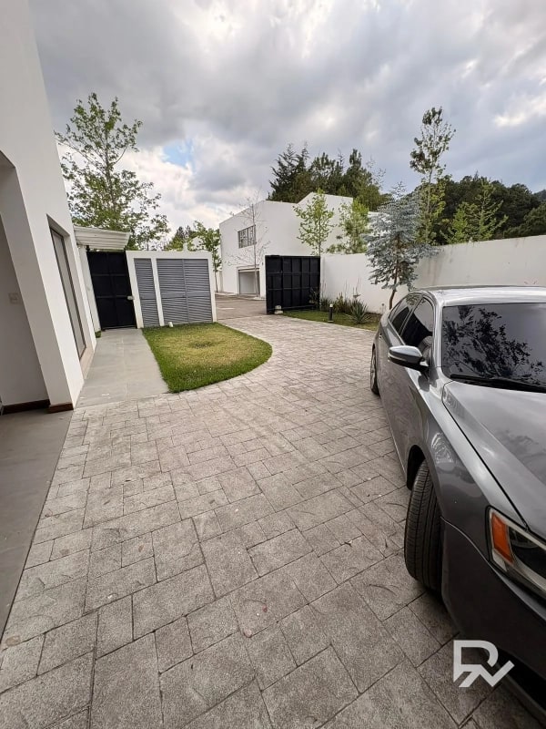 Casa en venta en San José Pinula con diseño Moderno - 3