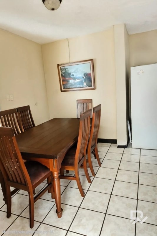 Vendo casa de 2 niveles en Colonia Lourdes zona 16 para Remodelar - 5