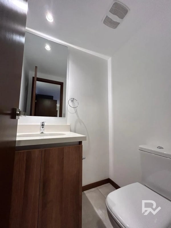 Apartamento en Renta en el corazón de la zona 10 Casa Clara - 10