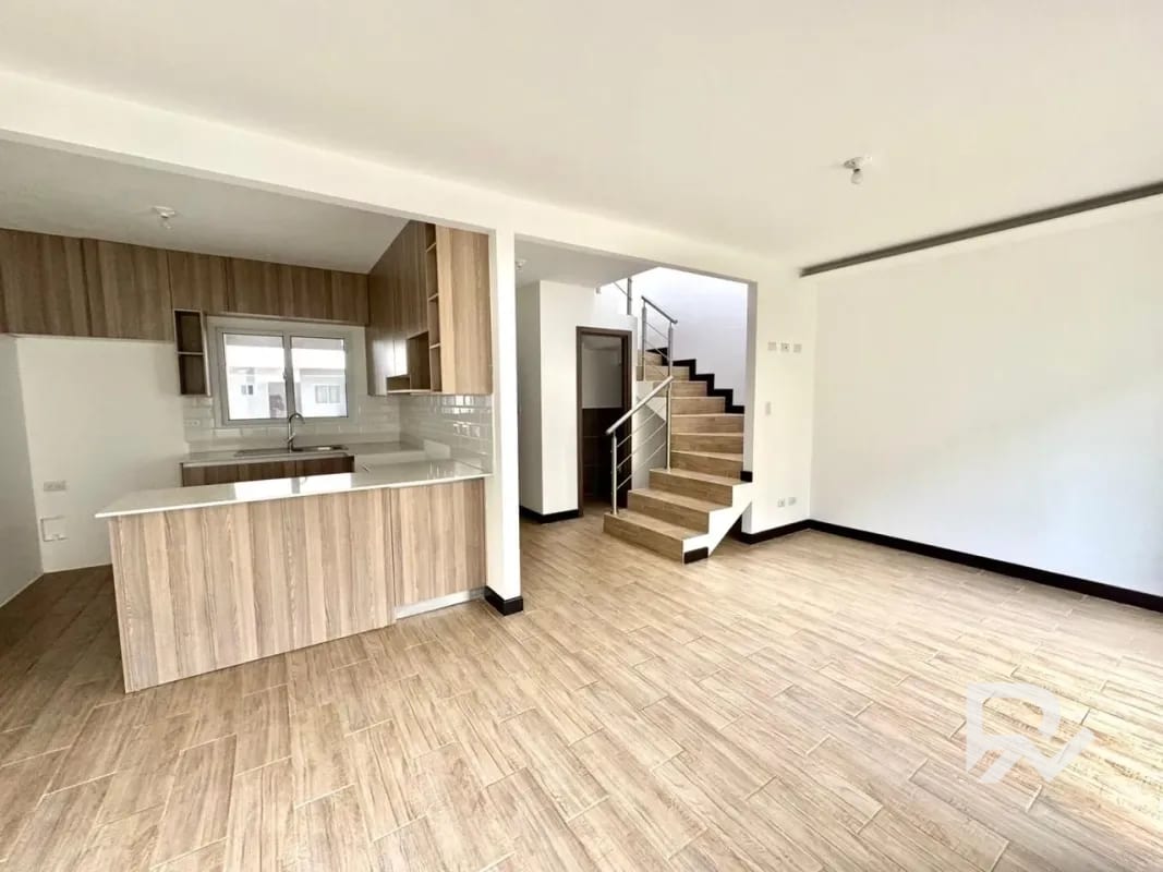 Linda casa en venta para estrenar en Bosques de Santa Elena. — Casa en Venta en Carretera a El Salvador, Guatemala, Ciudad — foto 5 de 13