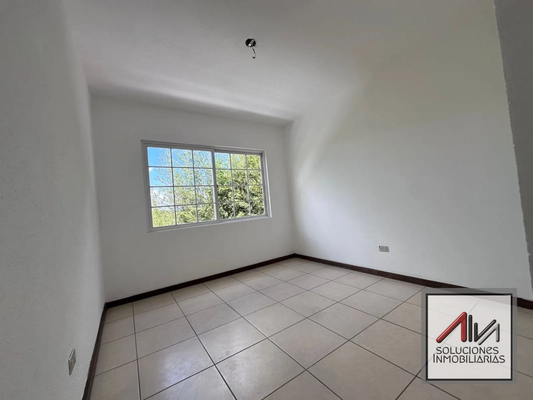 CASA EN VENTA SANTA CATARINA PINULA, LOS CEREZOS KM 18.5 CARRETERA A EL SALVADOR - 9