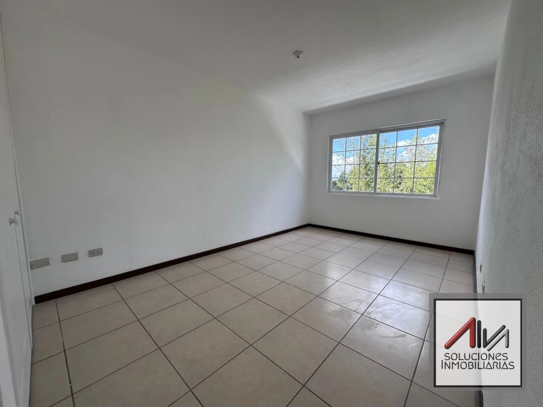 CASA EN VENTA SANTA CATARINA PINULA, LOS CEREZOS KM 18.5 CARRETERA A EL SALVADOR - 7