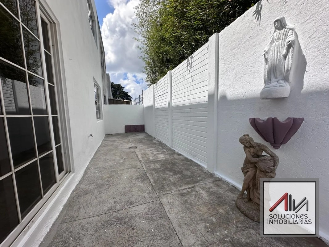 CASA EN VENTA SANTA CATARINA PINULA, LOS CEREZOS KM 18.5 CARRETERA A EL SALVADOR - 5