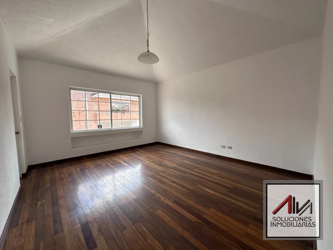 CASA EN VENTA SANTA CATARINA PINULA, LOS CEREZOS KM 18.5 CARRETERA A EL SALVADOR - 2