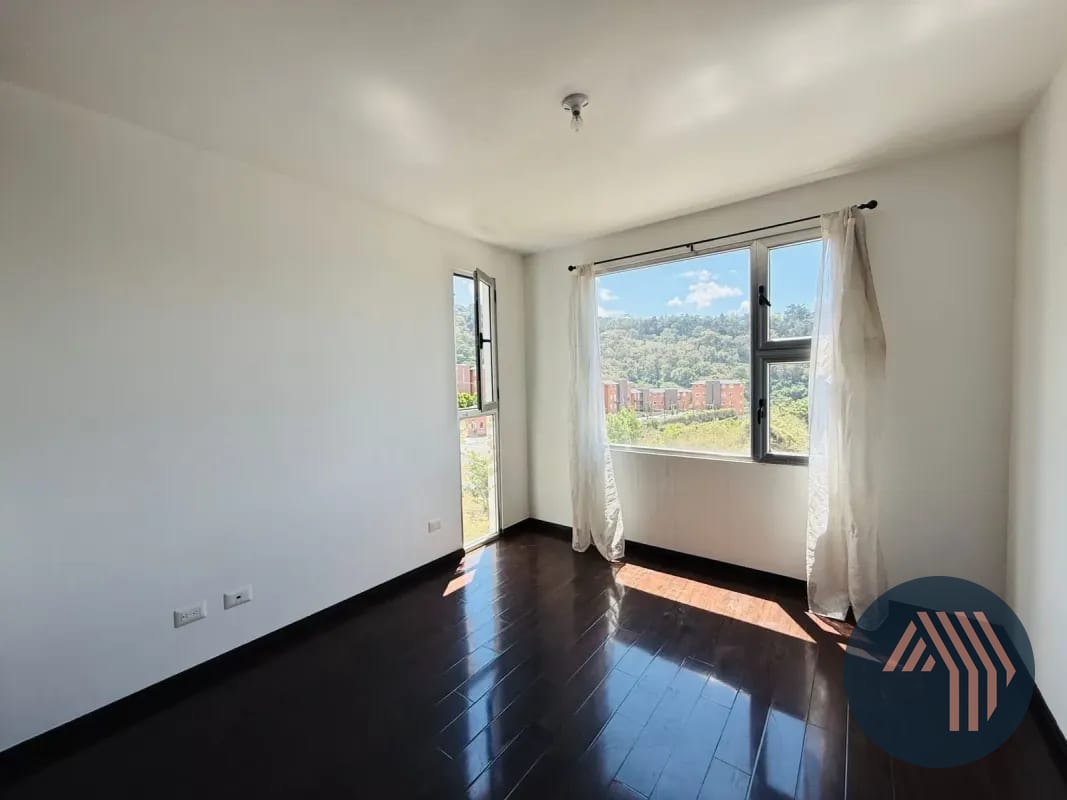 VENTA DE APARTAMENTO - NUEVA CALEDONIA, ZONA 16 — Apartamento en Venta en Nueva Caledonia, Zona 16, Guatemala, Ciudad — foto 7 de 16