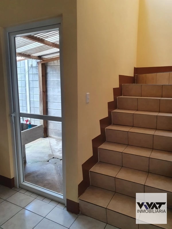 Casa en renta en Condominio Villas Calá,  zona 10 de Santa Catarina Pinula - 16