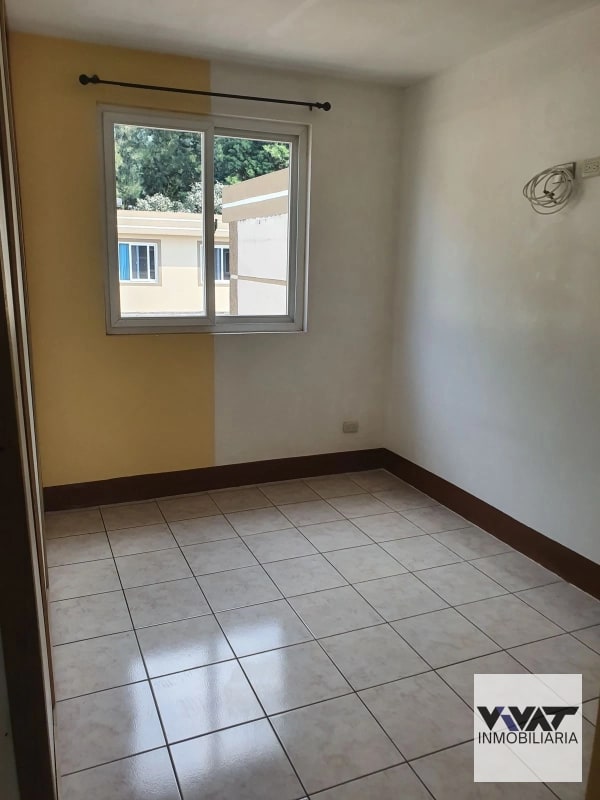 Casa en renta en Condominio Villas Calá, zona 10 de Santa Catarina Pinula - 4