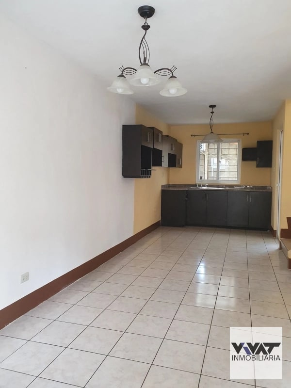 Casa en renta en Condominio Villas Calá, zona 10 de Santa Catarina Pinula - 3