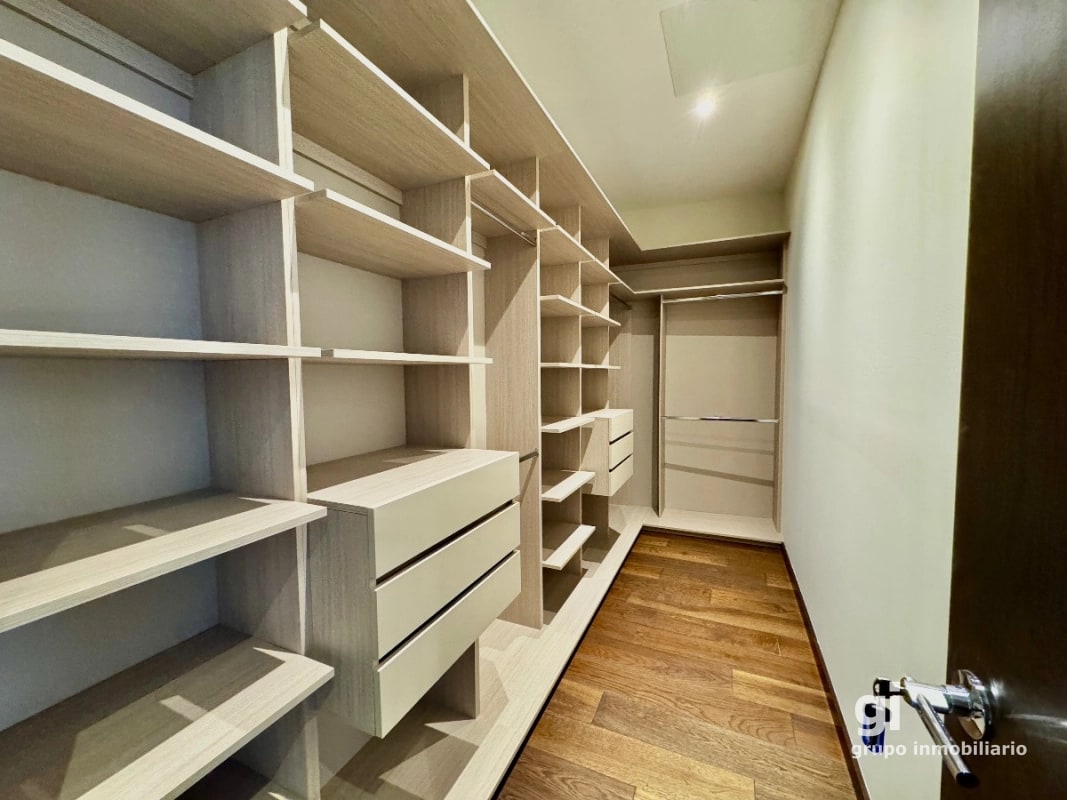 Donde la ubicación, el proyecto y la altura coinciden en lo excepcional. Apartamento en venta - 11
