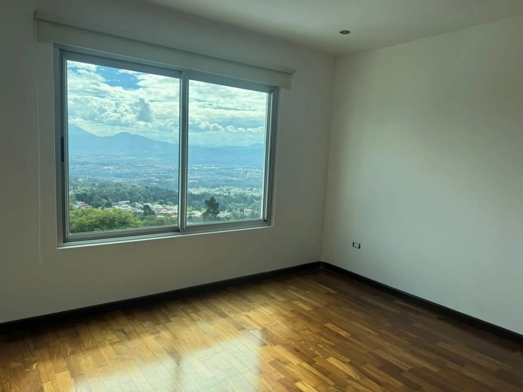 Exclusiva CASA  en ALQUILER en El Socorro CAES, Km 12.7! — Casa en Alquiler en El Socorro, Carretera a El Salvador, Guatemala, Ciudad — foto 3 de 13