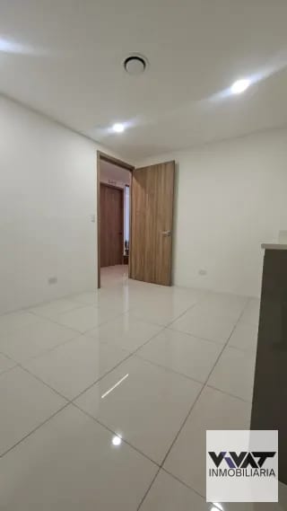 Clínicas en Renta en Medika 10, zona 10 — Clínica en Alquiler en Medika 10, Zona 10, Guatemala, Ciudad — miniatura 5 de 6